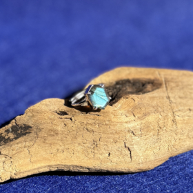 kristalai-kristalu-ziedai-ziedas-su-labradoritu-5