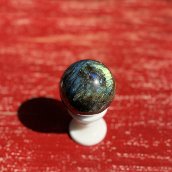 kristalai-dekoratyviniai-kristalai-labradorito-sfera-sf03