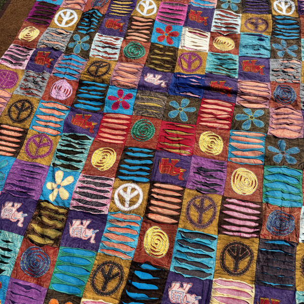 namu-dekoras-lovatieses-austa-medvilnine-lovatiese-uzklotas-lovai-langui-sienui-lopu-1