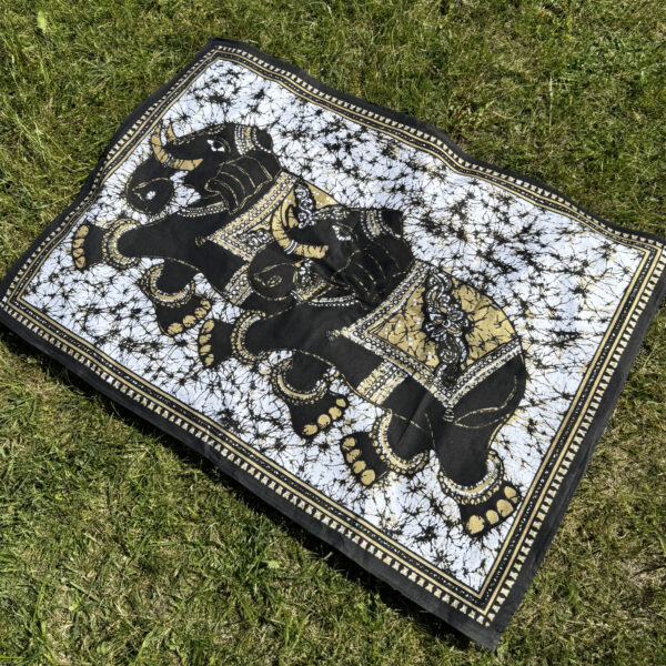 namu-dekoras-lovatieses-medvilnines-lovatieses-medvilninis-plakatas-auks-drambliai-1