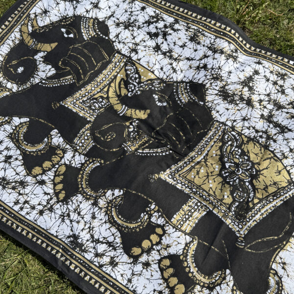 namu-dekoras-lovatieses-medvilnines-lovatieses-medvilninis-plakatas-auks-drambliai-2