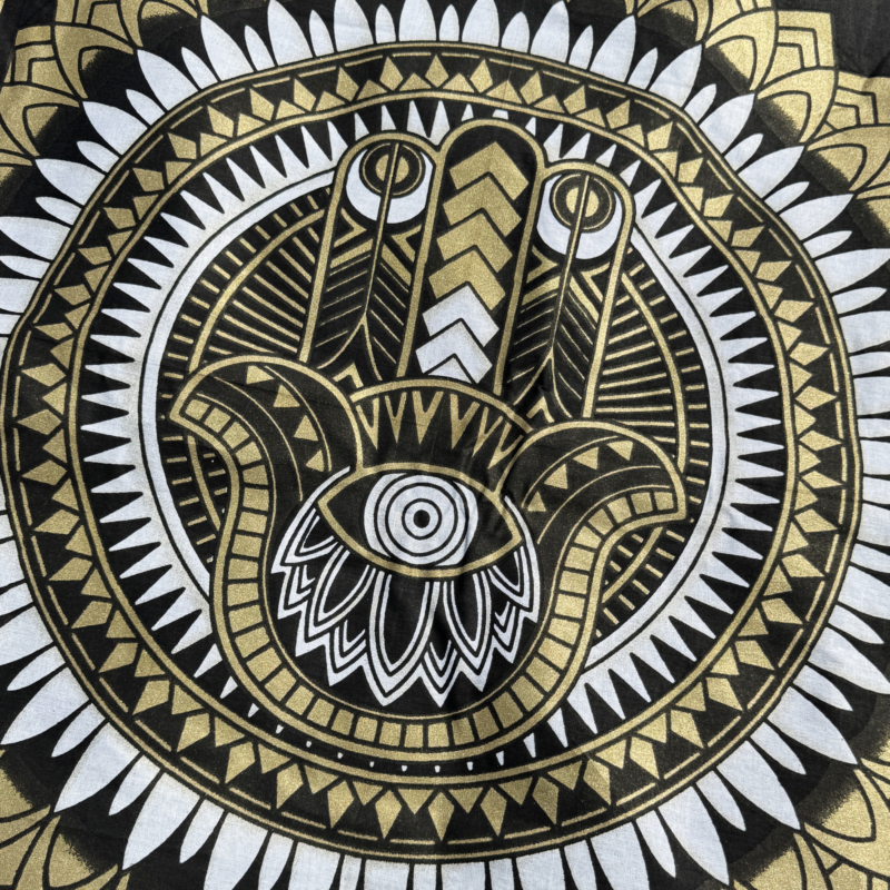 namu-dekoras-lovatieses-medvilnines-lovatieses-medvilninis-plakatas-auks-hamsa-2