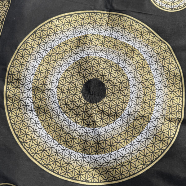 namu-dekoras-lovatieses-medvilnines-lovatieses-medvilninis-plakatas-auks-mandala-3-2