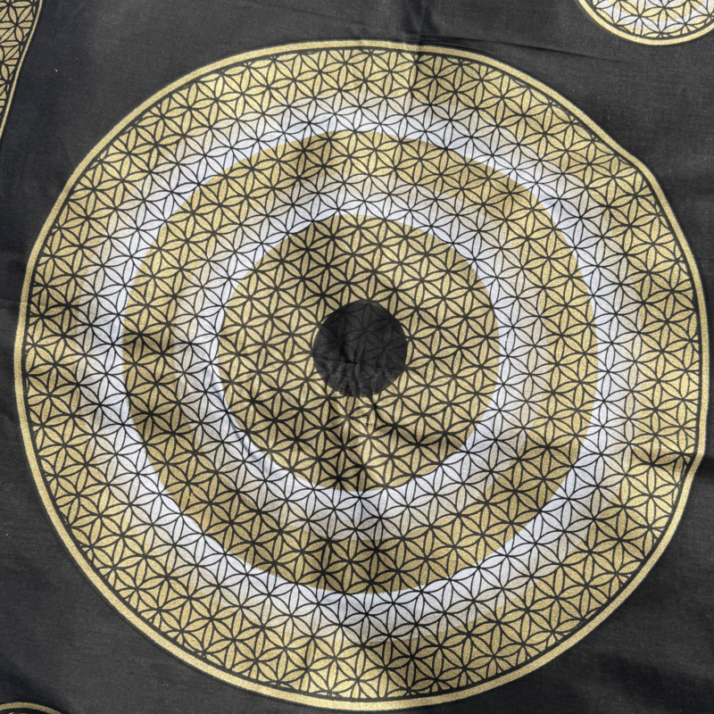 namu-dekoras-lovatieses-medvilnines-lovatieses-medvilninis-plakatas-auks-mandala-3-2