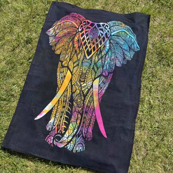 namu-dekoras-lovatieses-medvilnines-lovatieses-medvilninis-plakatas-dramblys-3