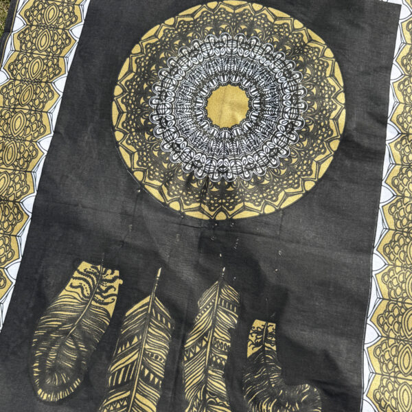 namu-dekoras-lovatieses-medvilnines-lovatieses-medvilninis-plakatas-auks-sapnu-gaudykle-2