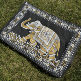 namu-dekoras-lovatieses-medvilnines-lovatieses-medvilninis-plakatas-auks-dramblys-2