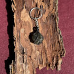 kristalai-raktu-pabaukai-su-kristalais-raktu-pakabukas-su-kristalu-25-labrad