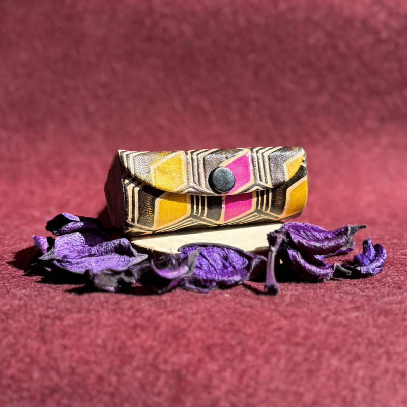 aksesuarai-is-indijos-pinigines-lupdažio-laikiklis-25-5-6