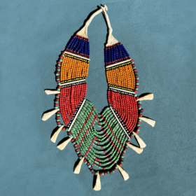 papuosalai-is-indijos-tradiciniai-indu-papuosalai-tradicinis-nagalando-verinys-1