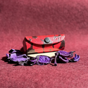 aksesuarai-is-indijos-pinigines-lupdažio-laikiklis-25-5-5-3