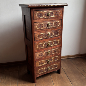 baldai-is-indijos-spinteles-medine-spintele-1-1