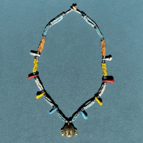 papuosalai-is-indijos-tradiciniai-indu-papuosalai-tradicinis-naga-genties-verinys-2