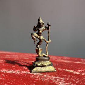 namu-dekoras-zalvarines-statulos-zalvarine-statula-Krišna-2025-3