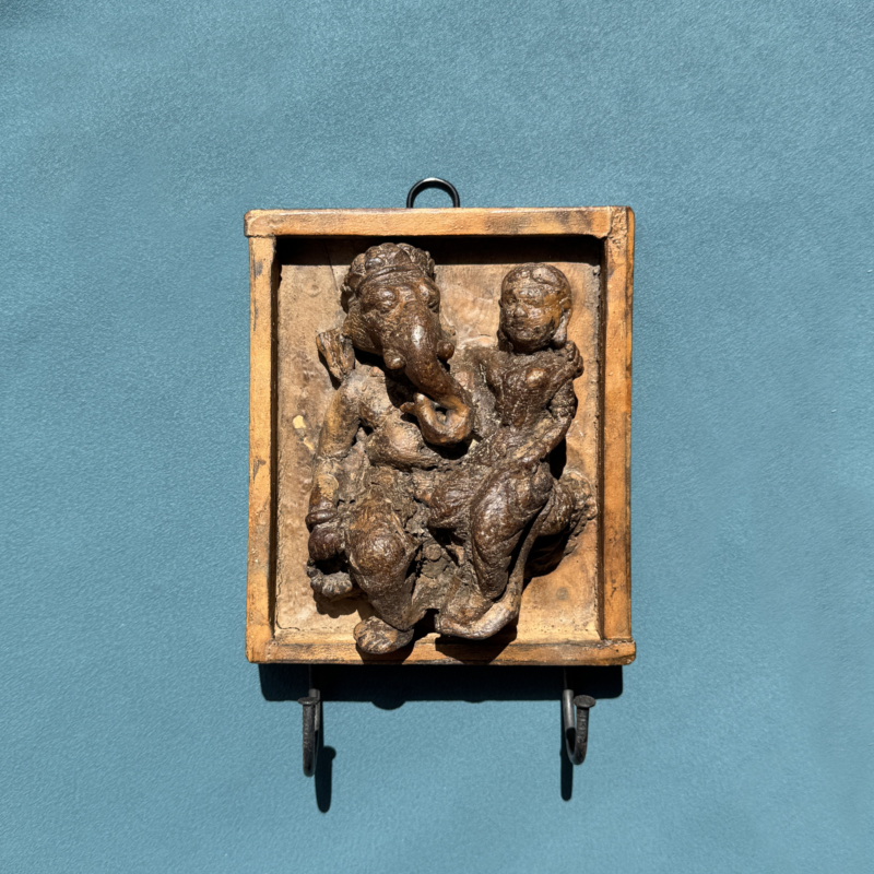 namu-dekoras-medines-dekoracijos-medine-kabykla-ganesa-4-o