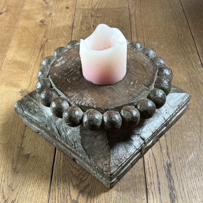 namu-dekoras-medines-dekoracijos-medine-dekoracija-zvakide-12-1