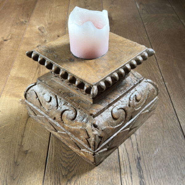 namu-dekoras-medines-dekoracijos-medine-dekoracija-zvakide-13-1