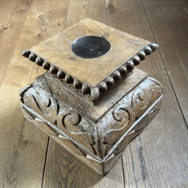 namu-dekoras-medines-dekoracijos-medine-dekoracija-zvakide-13