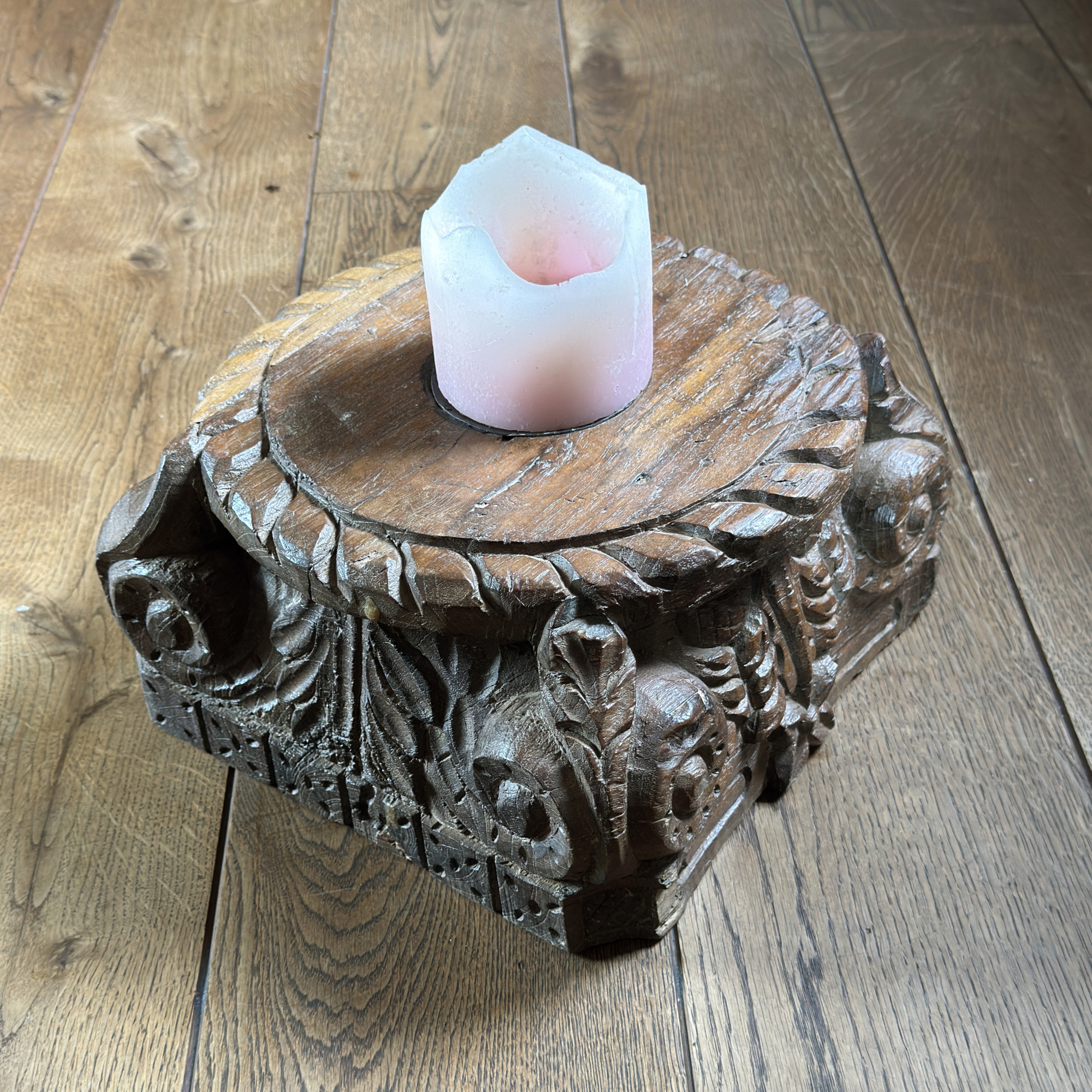 Medinė Žvakidė namu-dekoras-medines-dekoracijos-medine-dekoracija-zvakide-2