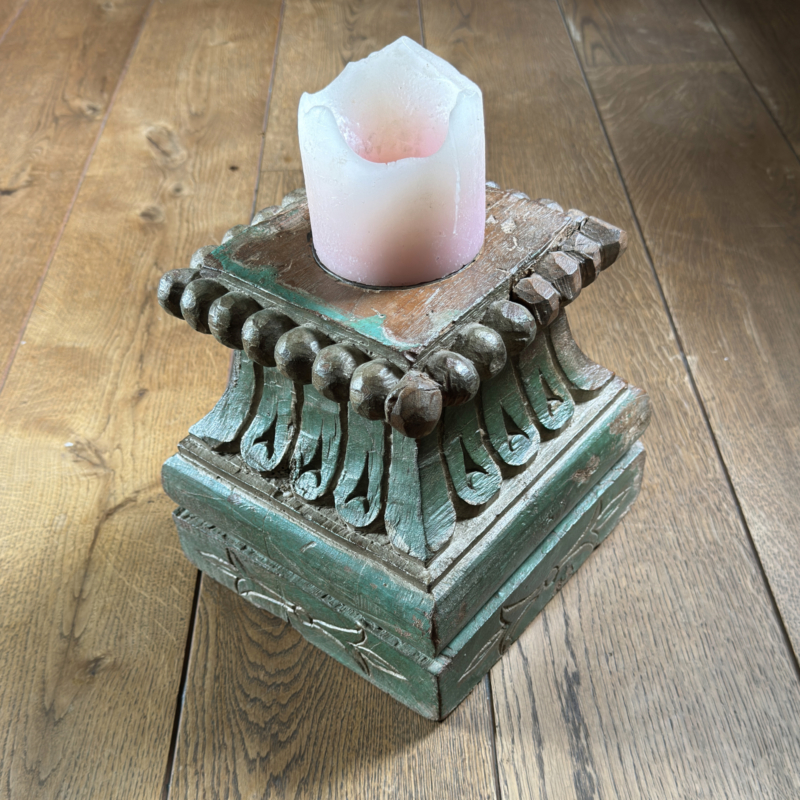 namu-dekoras-medines-dekoracijos-medine-dekoracija-zvakide-4