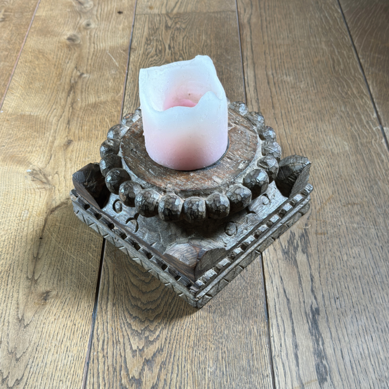 namu-dekoras-medines-dekoracijos-medine-dekoracija-zvakide-6-2