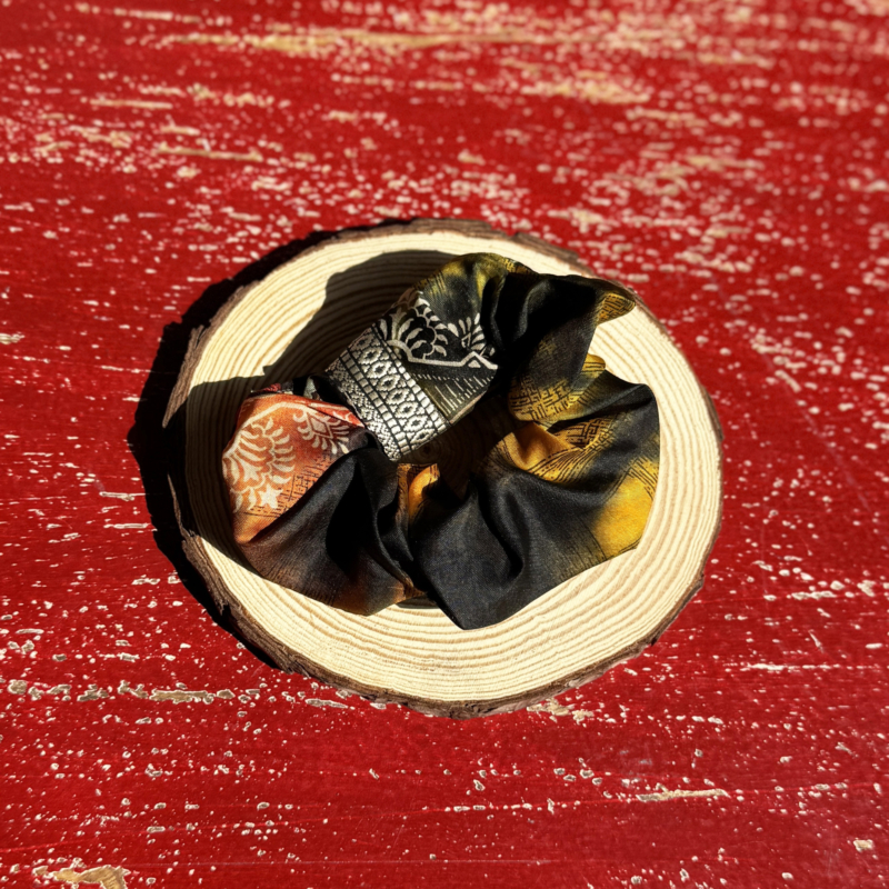 aksesuarai-is-indijos-aksesuarai-plaukams-silkines-plauku-gumytes-silkine-plauku-gumyte-is-vintazinio-sario-16-25-4