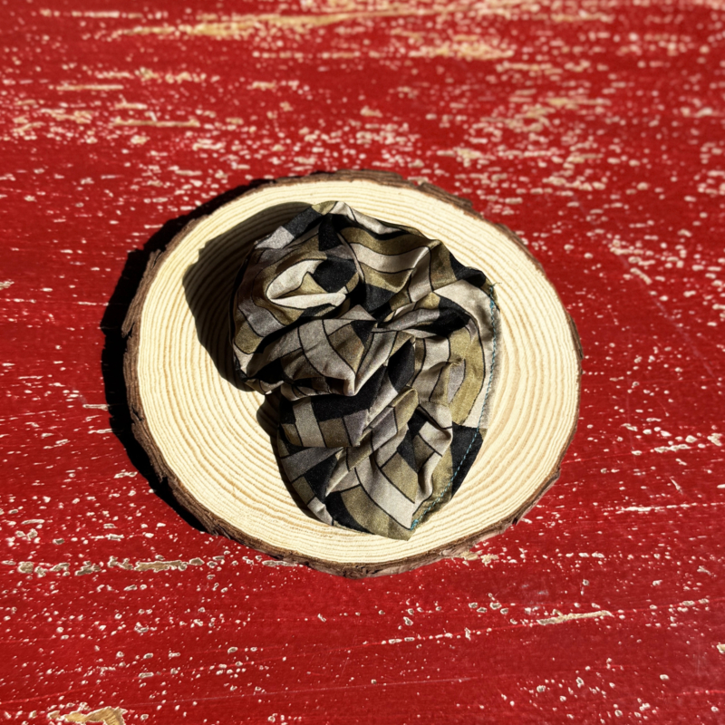 aksesuarai-is-indijos-aksesuarai-plaukams-silkines-plauku-gumytes-silkine-plauku-gumyte-is-vintazinio-sario-16-25-12