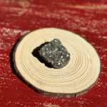 kristalai-neapdirbti-kristalai-neapdirbtas-piritas-pr3