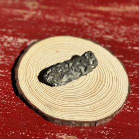 kristalai-neapdirbti-kristalai-neapdirbtas-piritas-pr7