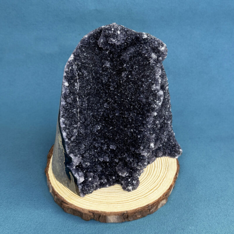 kristalai-dekoratyviniai-kristalai-ametisto-druza-brazilija-1