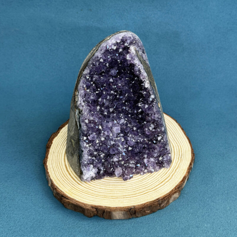 kristalai-dekoratyviniai-kristalai-ametisto-druza-brazilija-4