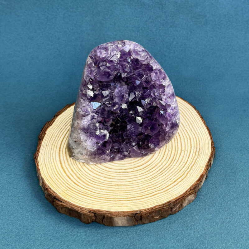 kristalai-dekoratyviniai-kristalai-ametisto-druza-brazilija-8