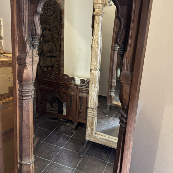 namu-dekoras-baldai-veidrodziai-pastatomas-veidrodis-rudas-0-1