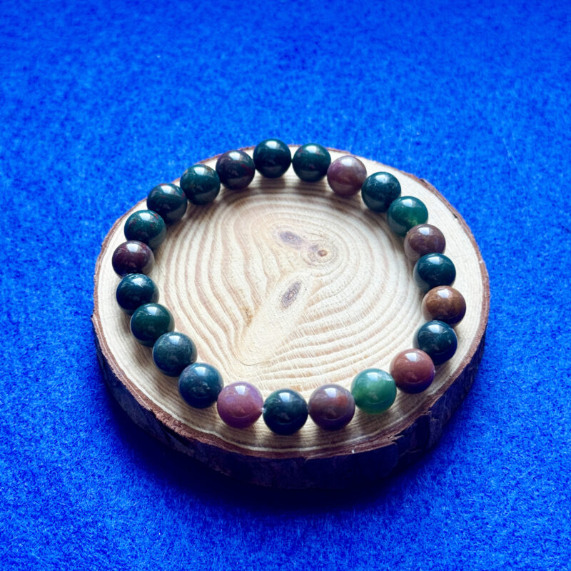 papuosalai-is-kristalu-apyrankes-is-kristalu-kraujo-akmuo-apyrankė-8mm