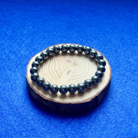 papuosalai-is-kristalu-apyrankes-is-kristalu-hematito-apyrankė-8mm