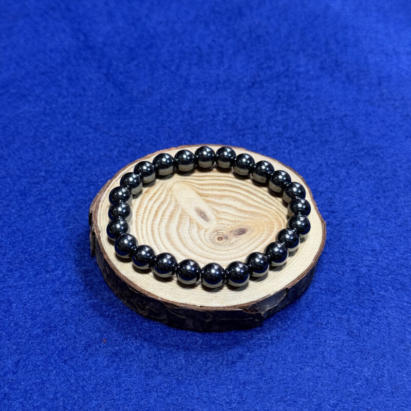 papuosalai-is-kristalu-apyrankes-is-kristalu-hematito-apyrankė-8mm