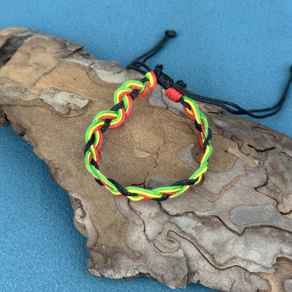 papuosalai-is-indijos-apyrankes-apyrankes-is-dziuto-medvilnine-apyranke-rasta-8