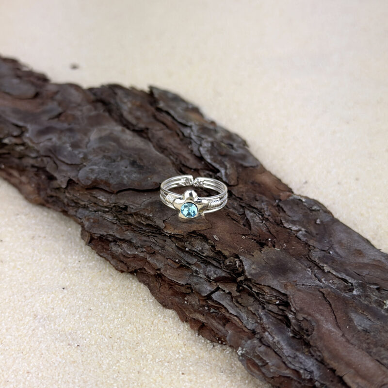 indiski-papuosalai-zalvariniai-papuosalai-ziedai-ant-koju-pirstu-ziedas-koju-pirstams-gele